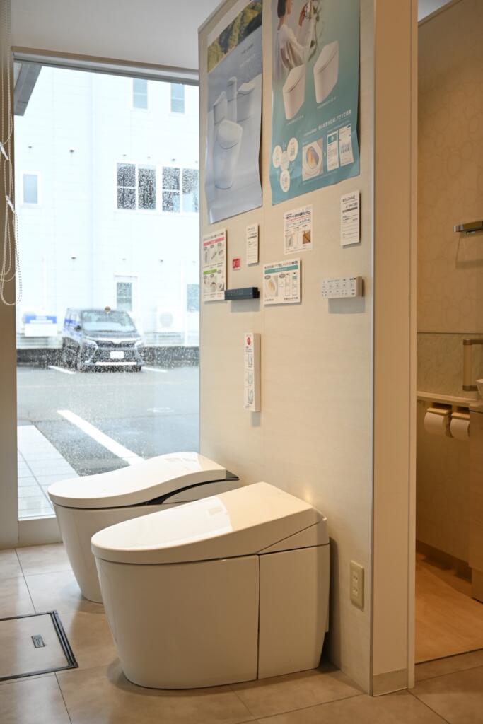 TOTOのトイレは、イオン除菌水